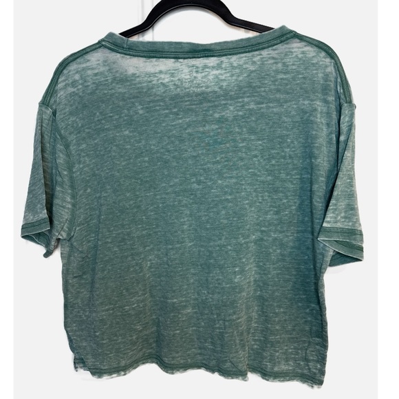 Goodie Two Sleeves -Womens Washed Green Cactus Short Sleeve Cropped Tee size S - Picture 2 of 7